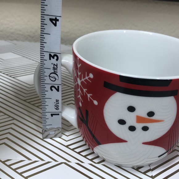 Crate&Barrel Christmas mugs - Picture 4 of 6